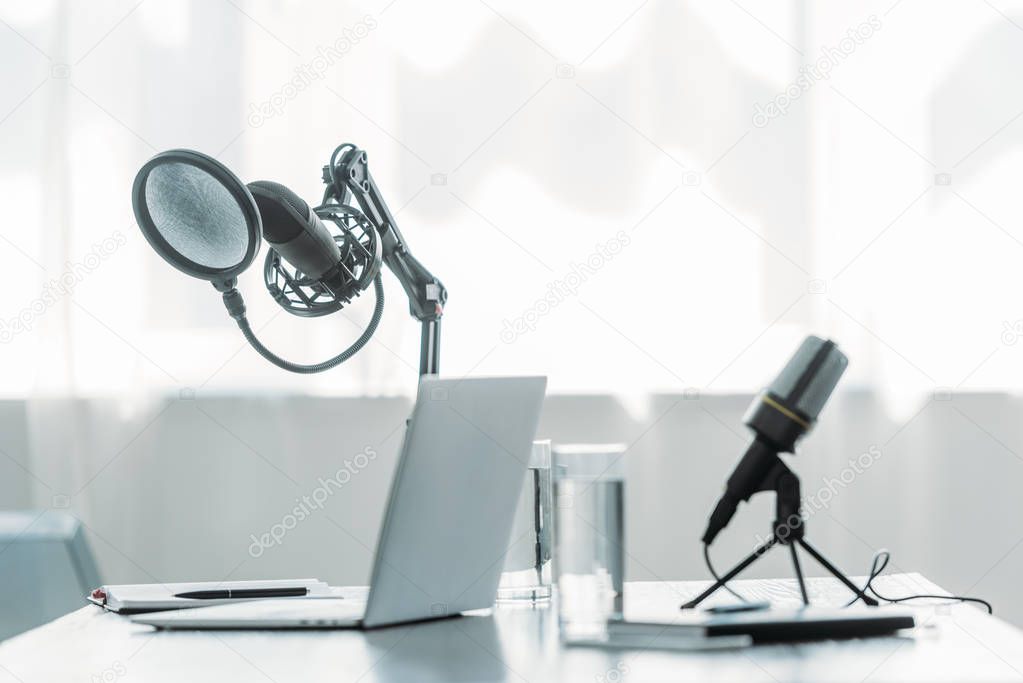 Registrazione di un podcast brandizzato